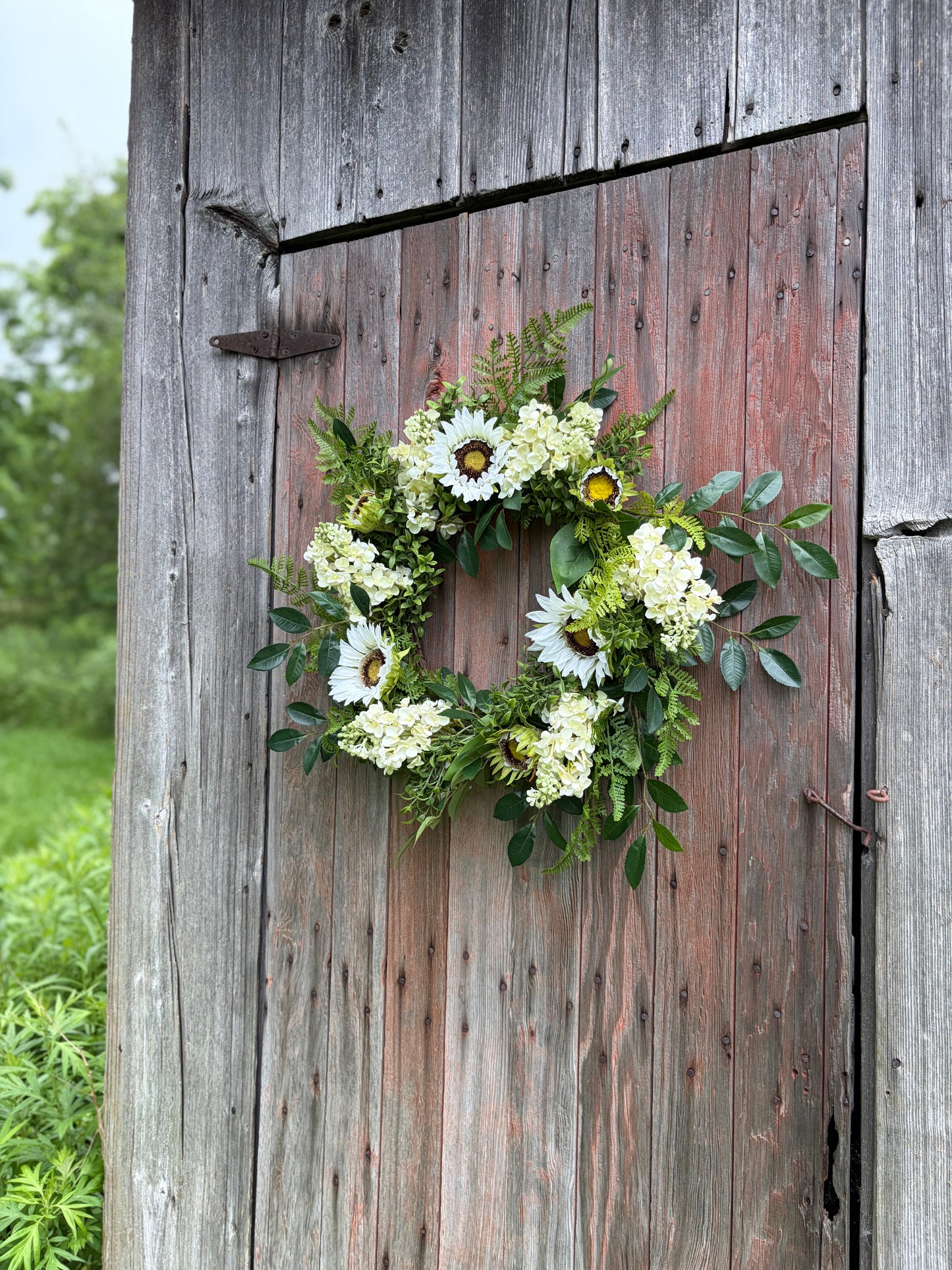 White Sunflower Market Wreath