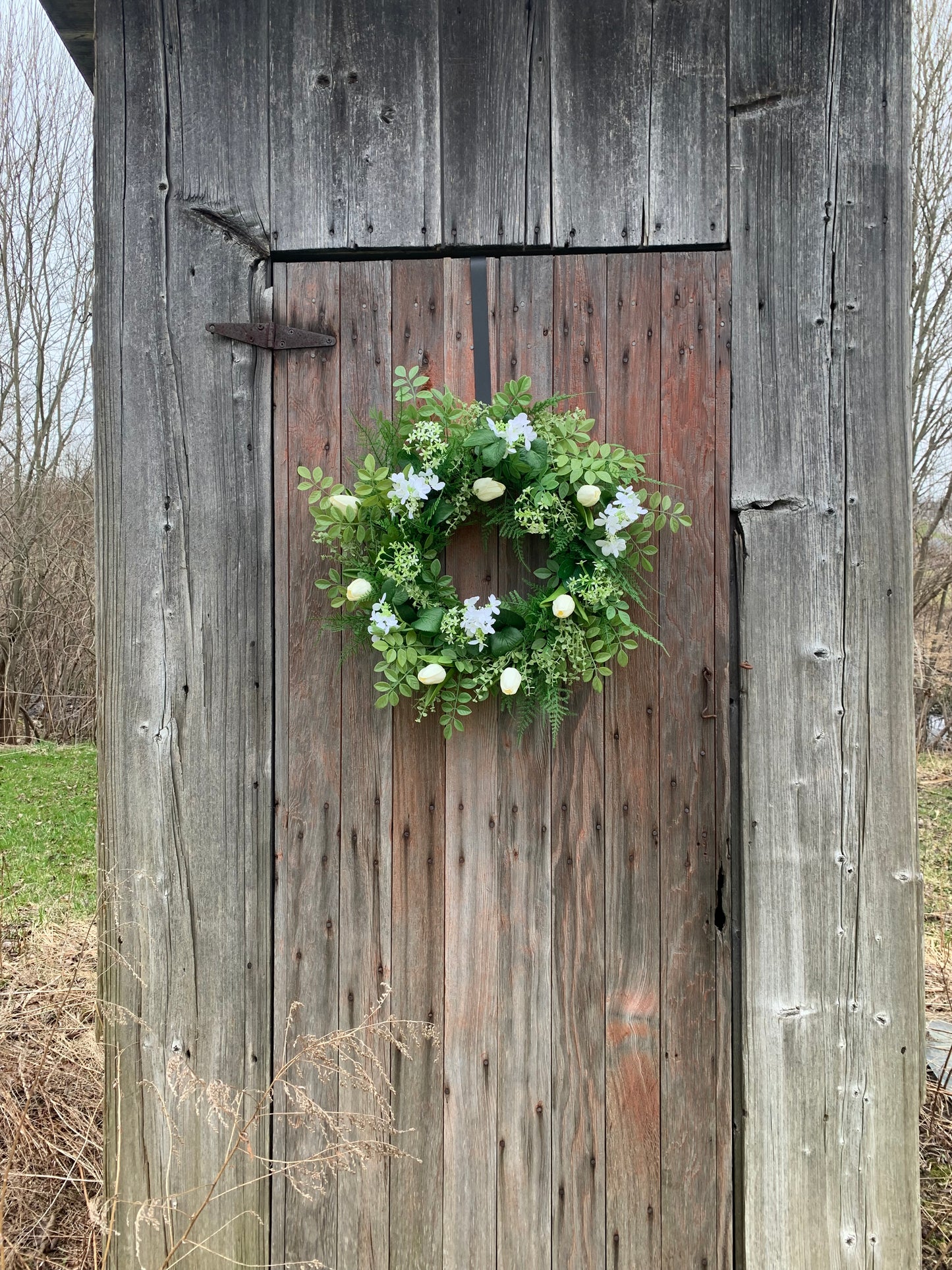 White Tulip Wreath